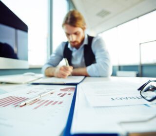 Optymalizacja podatkowa spółki pozwala legalnie obniżyć zobowiązania podatkowe i zwiększyć efektywność finansową przedsiębiorstwa. Sprawdź dostępne rozwiązania.